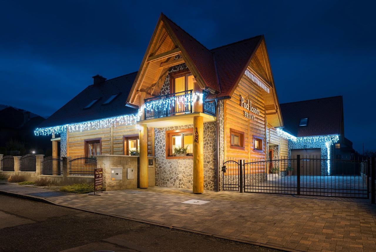 Guest House Privat Pod Lesom Pavčina Lehota Екстериор снимка