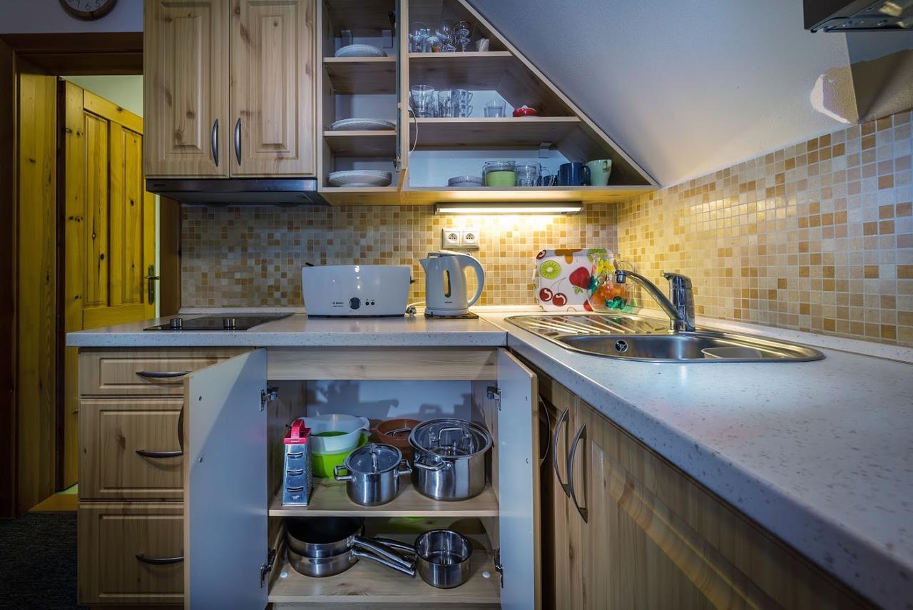 Guest House Privat Pod Lesom Pavčina Lehota Екстериор снимка