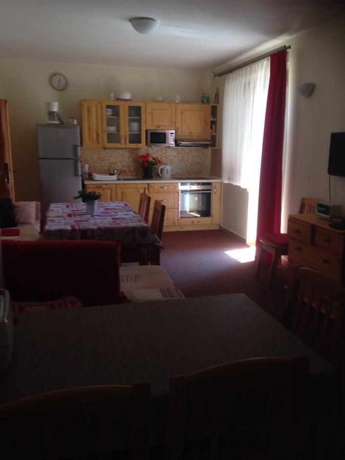 Guest House Privat Pod Lesom Pavčina Lehota Екстериор снимка