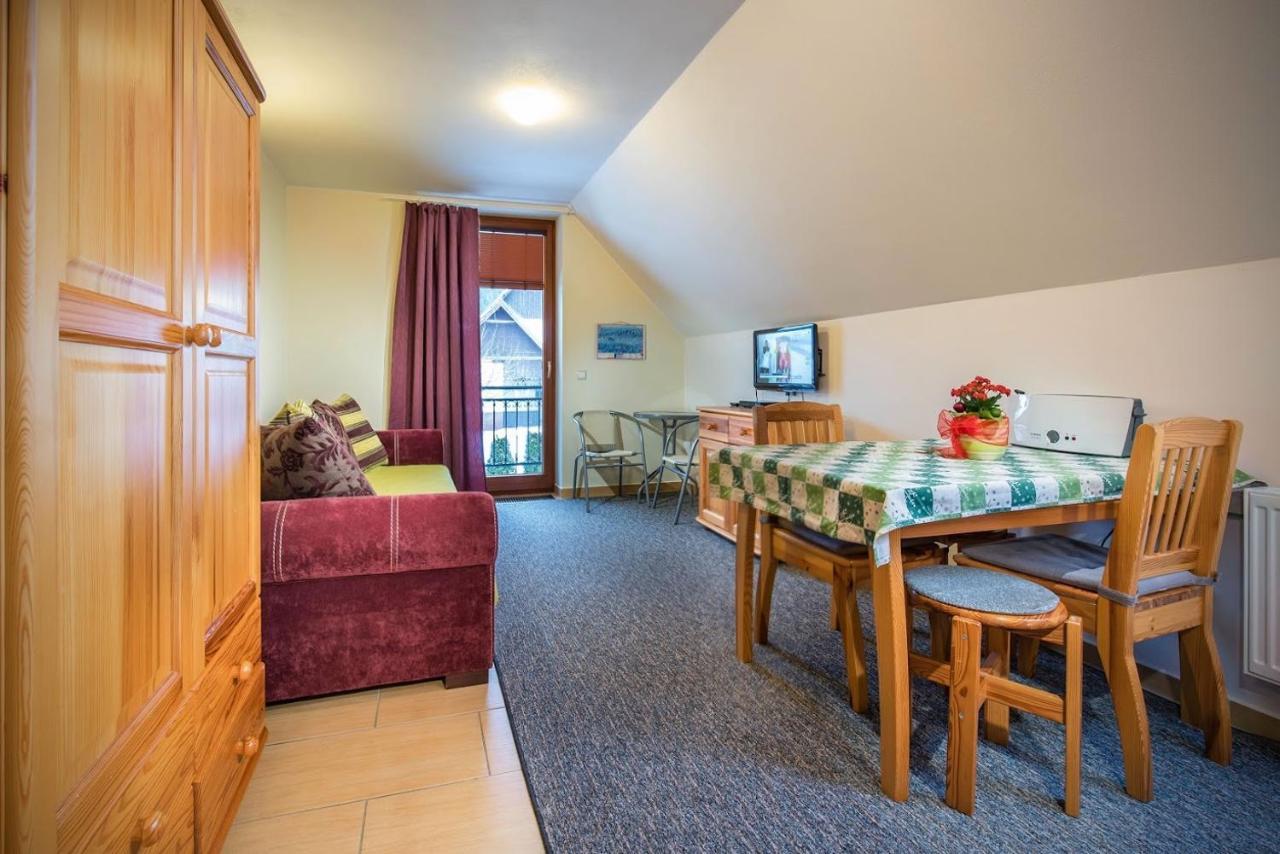 Guest House Privat Pod Lesom Pavčina Lehota Екстериор снимка